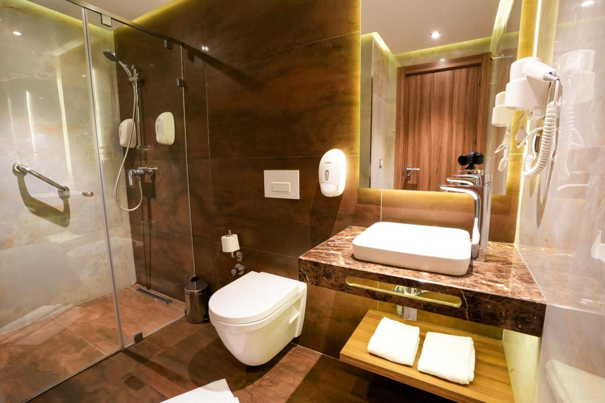 First Suites Hotel Rabat Zewnętrze zdjęcie