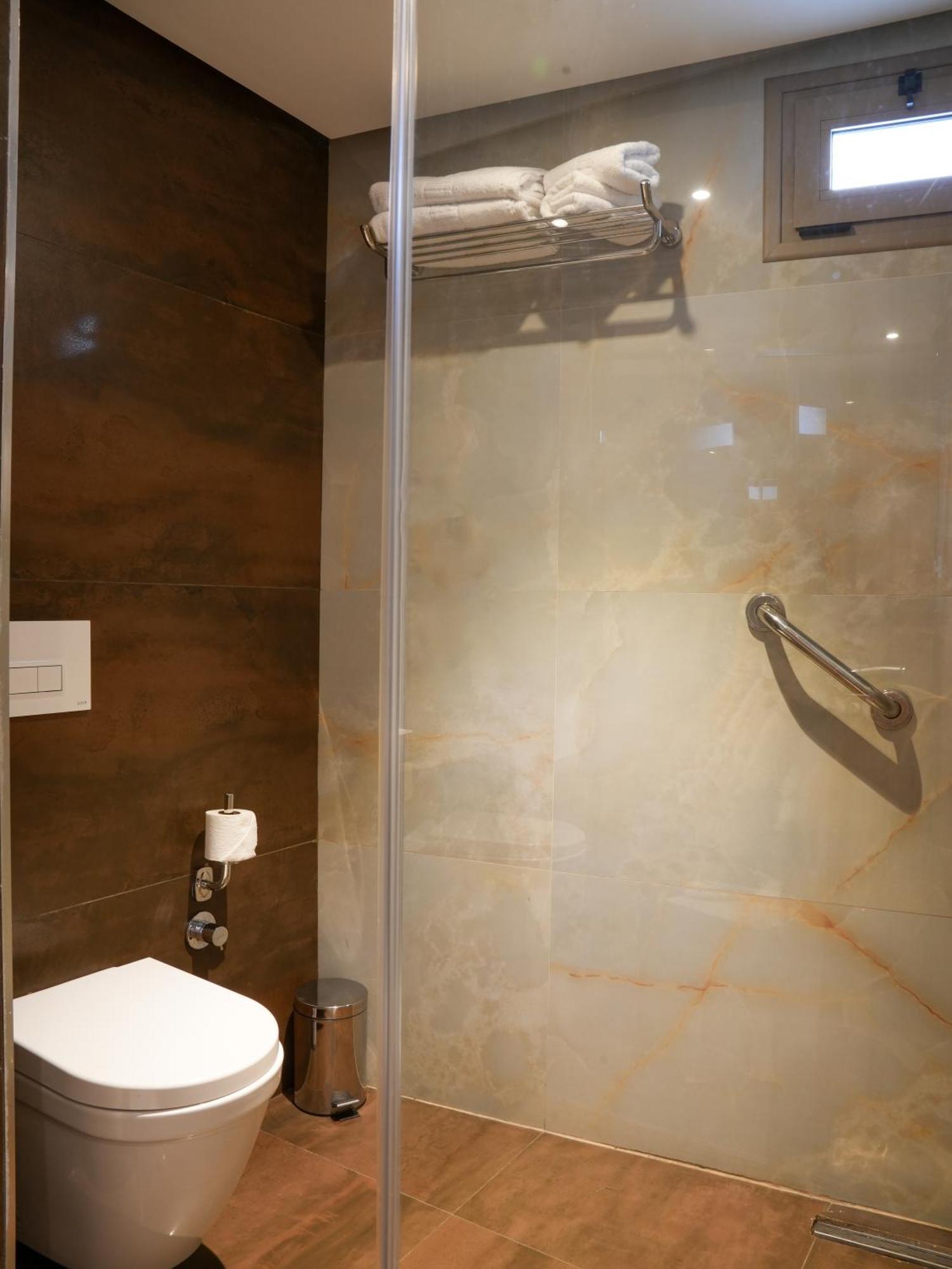 First Suites Hotel Rabat Zewnętrze zdjęcie