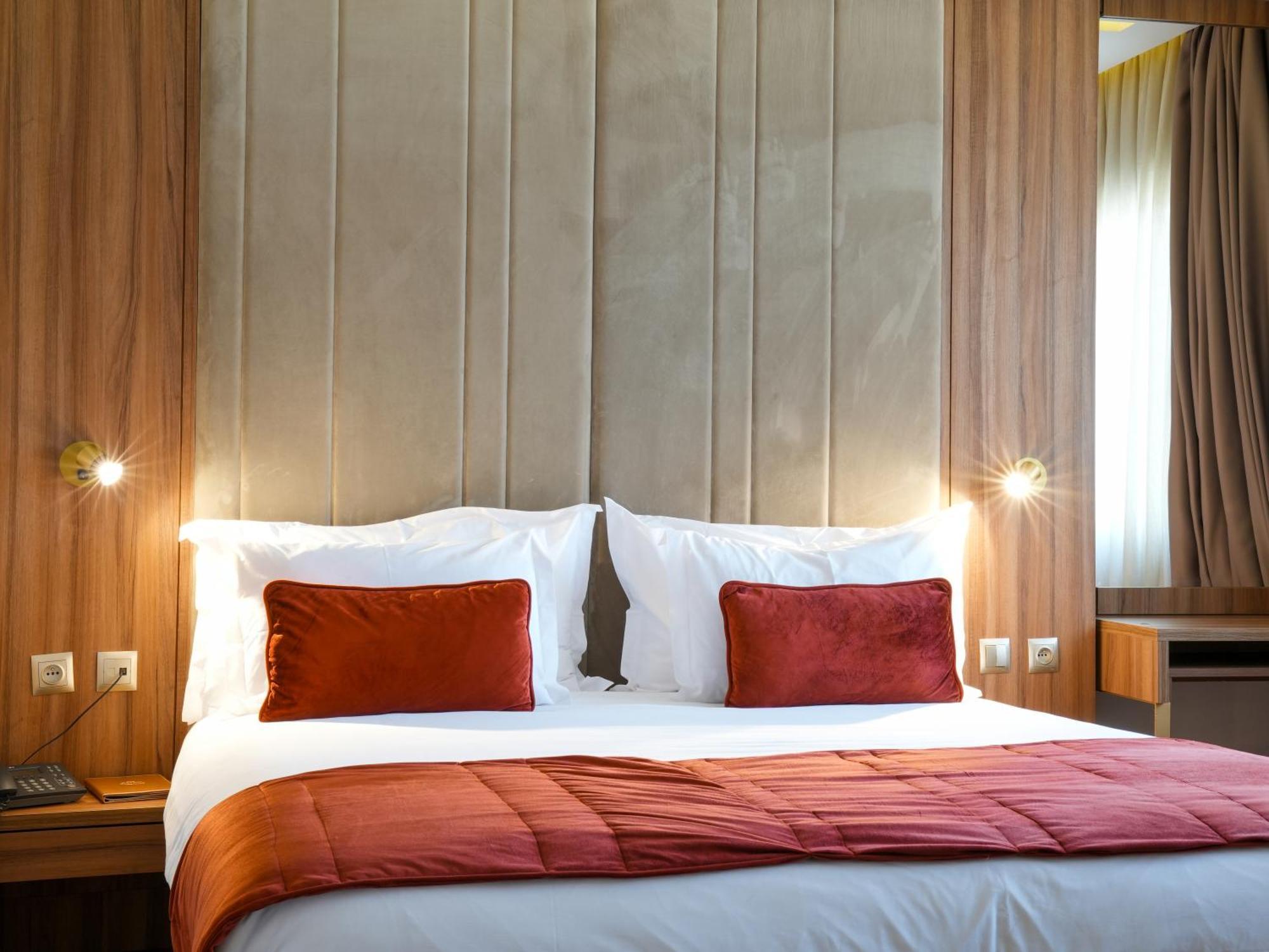 First Suites Hotel Rabat Zewnętrze zdjęcie