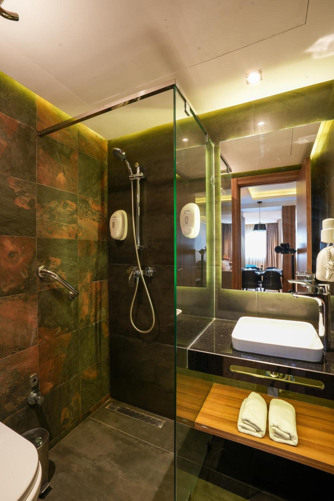 First Suites Hotel Rabat Zewnętrze zdjęcie